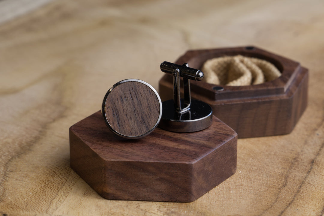 🎁 Wood Cufflinks & Box (100% off)