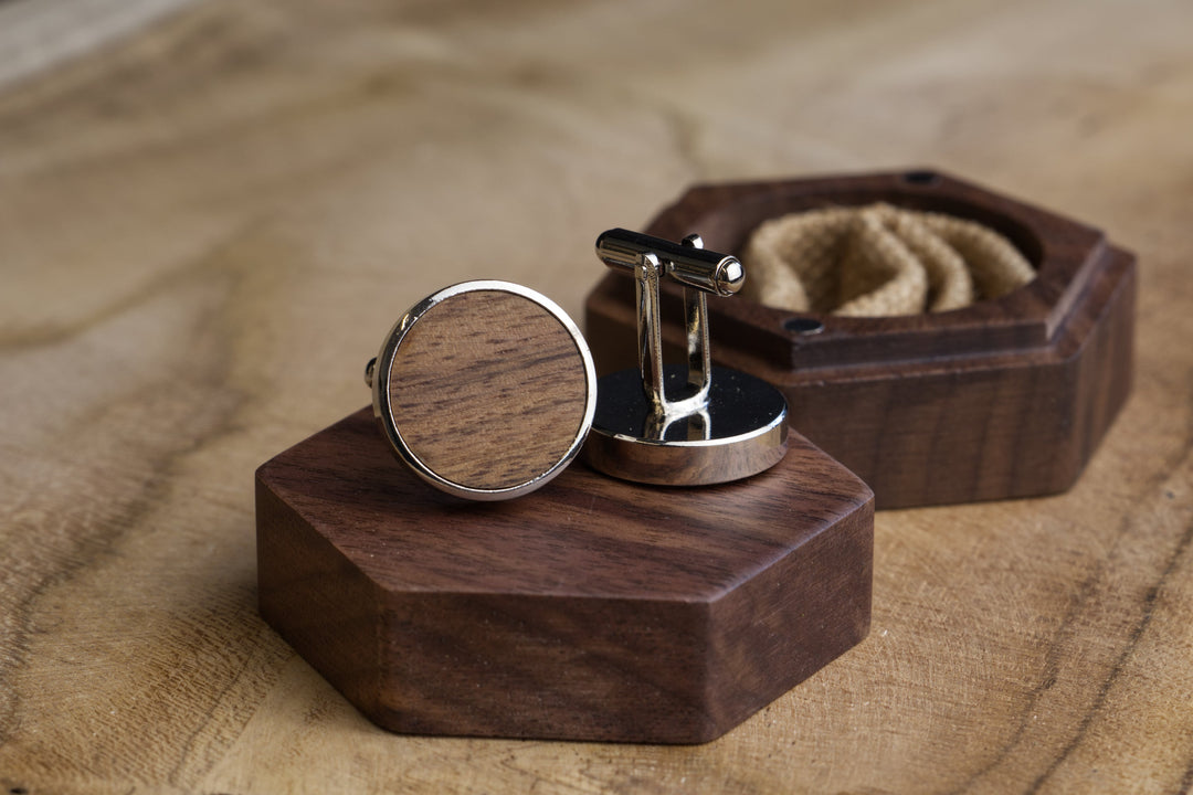 🎁 Wood Cufflinks & Box (100% off)