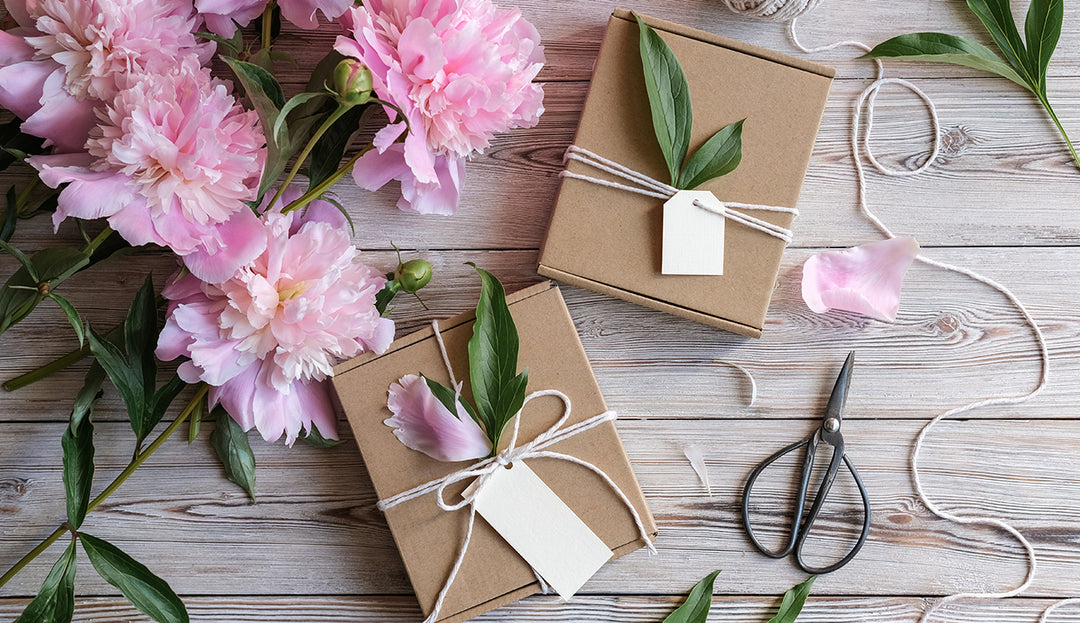 Exciting Wooden Gifts for Your Wedding Anniversary