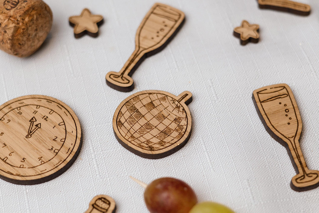 50 Pack - Wooden Table Confetti For New Year