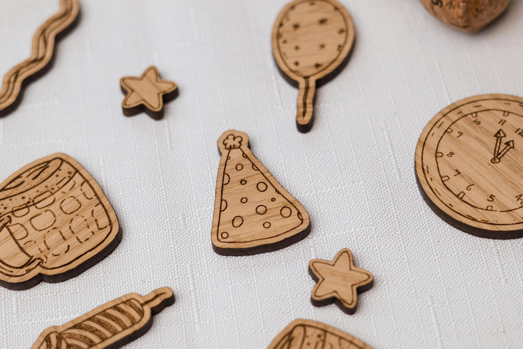 50 Pack - Wooden Table Confetti For New Year